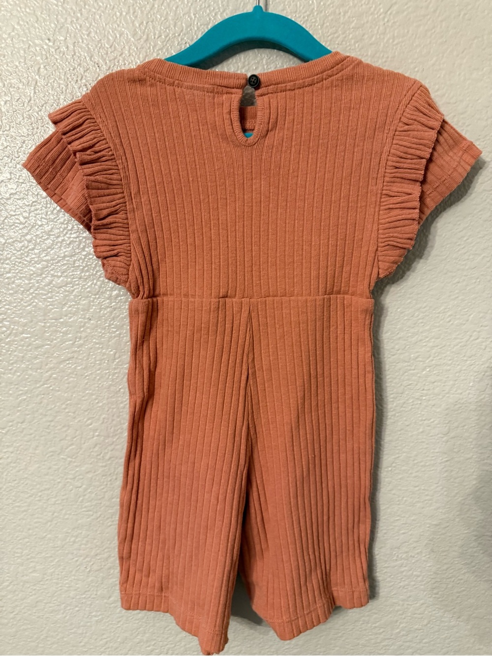 art class Rust Orange Ribbed Romper with Ruffle Sleeves - Picture 4 of 4